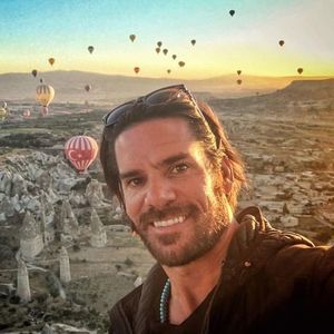 Meet your Posher, Warner